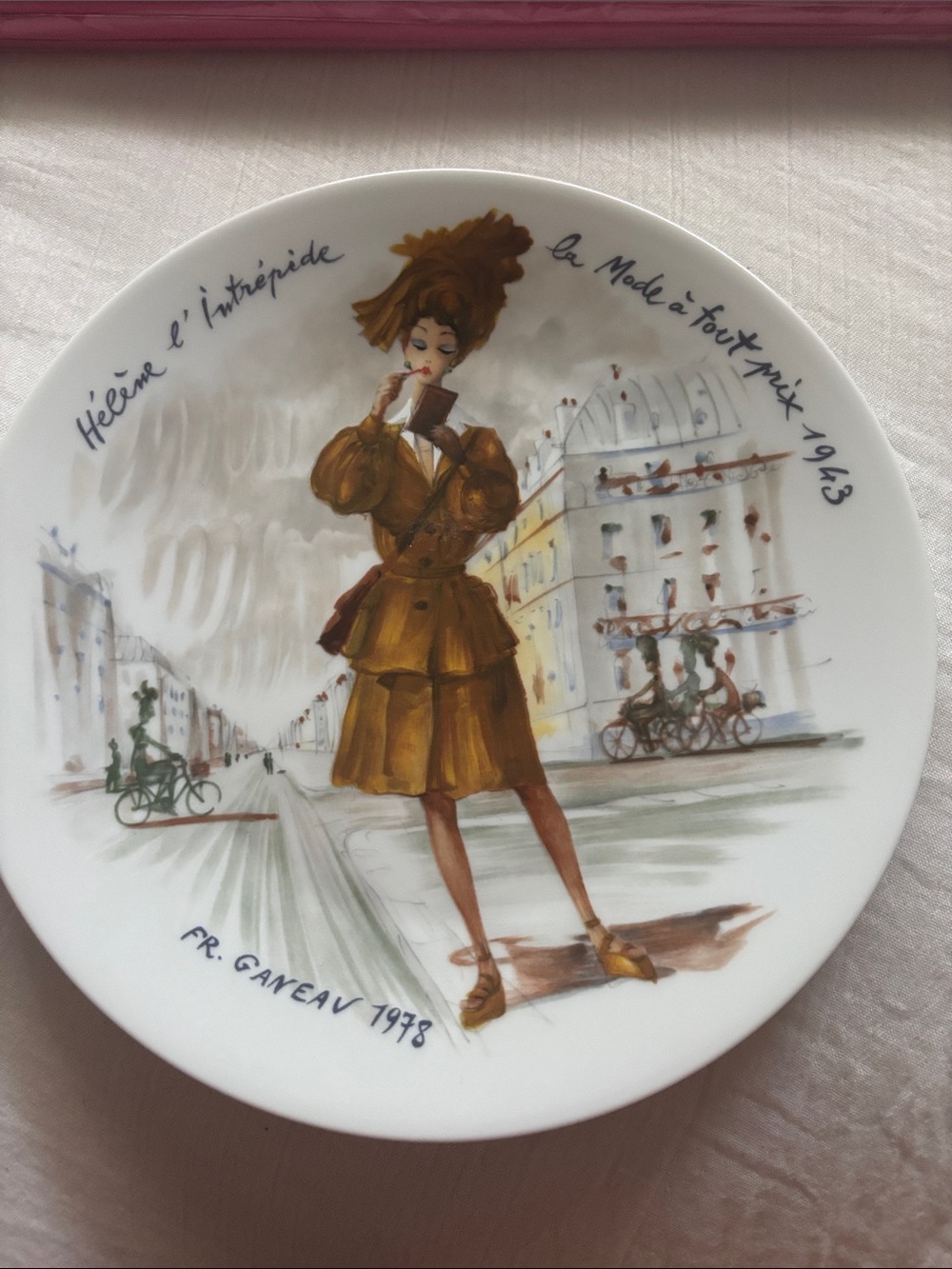 D’Arceau-Limoges Les Femmes Du Siegel 1943 plate.